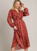 Load image into Gallery viewer, Lia Paisley Midi Dress