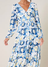 Load image into Gallery viewer, Flower Fields Maxi Dress